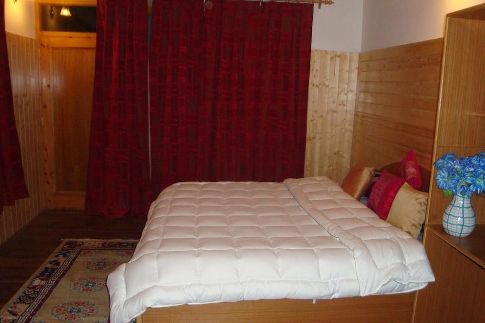 Radhu's Boutique Inn