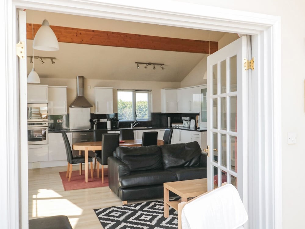 Orchard Lodge