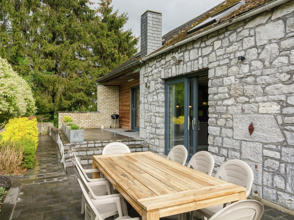 Cozy Bedrooms Cottage, Soumoy view 2