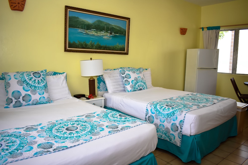 Catamaran Hotel Marina - Property Image 5