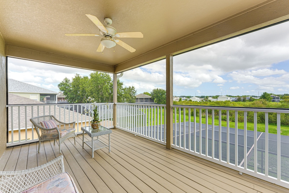Pool, Games + Family Fun! Davenport Home by Disney