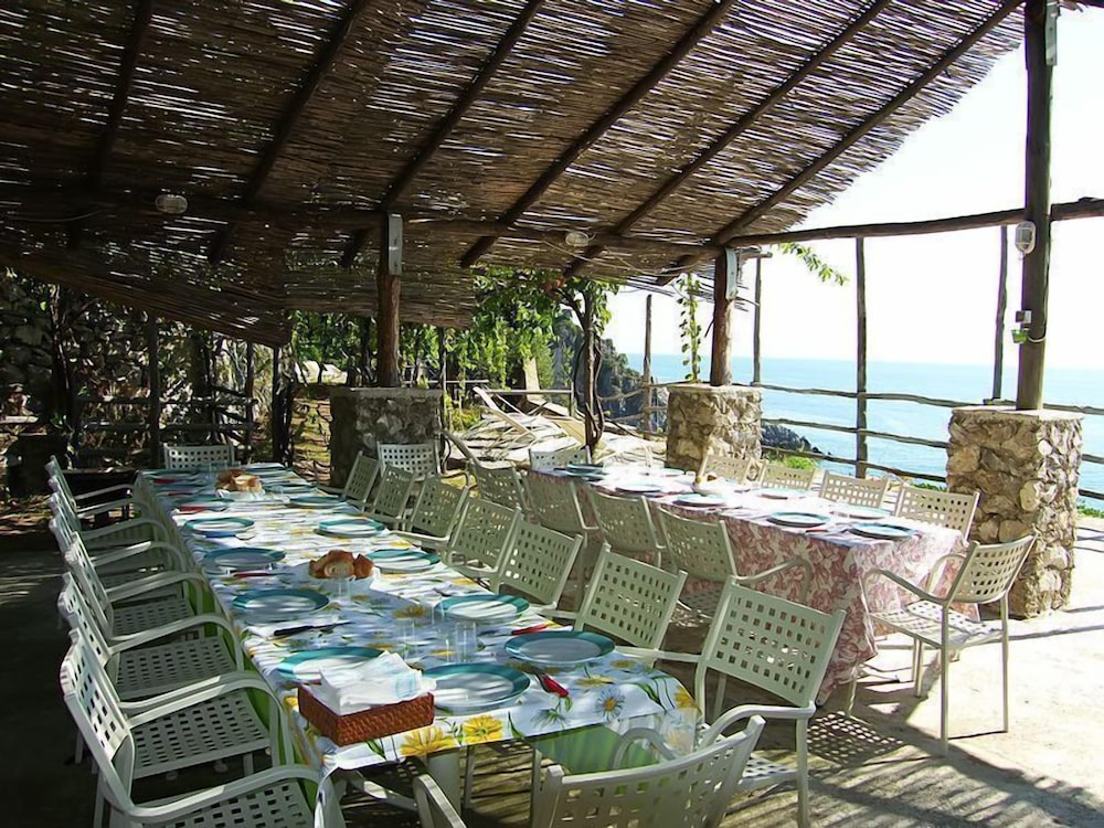 Bella Baia Glamping