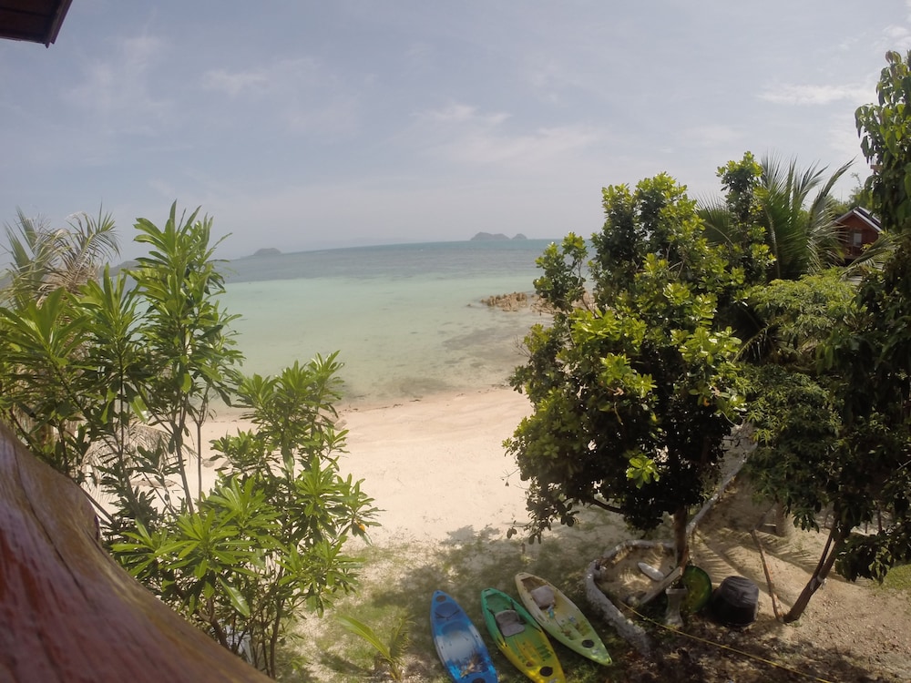 Moon Beach Resort