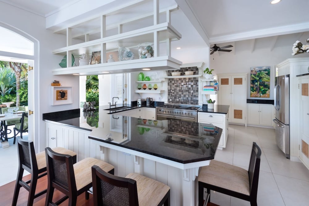 Hectors House by Blue Sky Luxury view 5