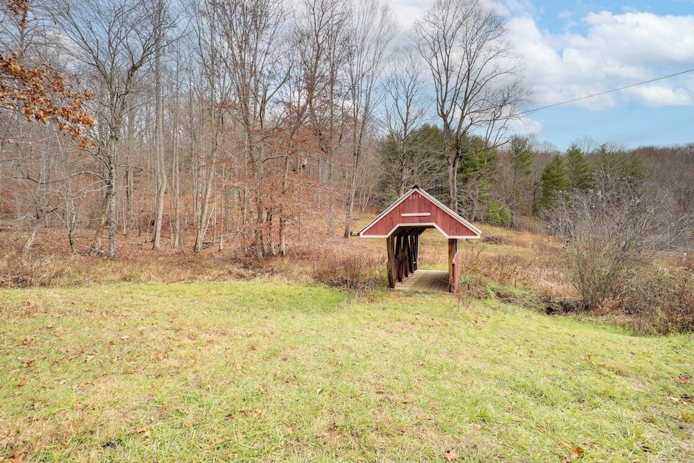 Hike, Ski & More: Blue Ridge Mountain Escape