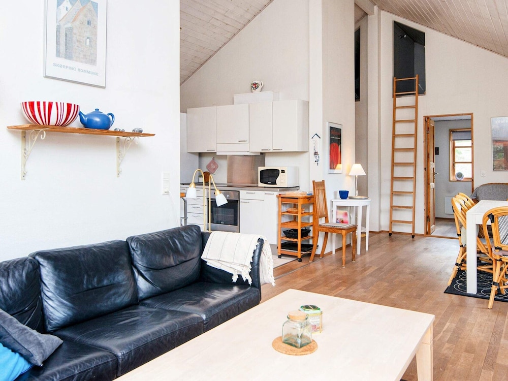 8 Person Holiday Home in Ebeltoft view 4