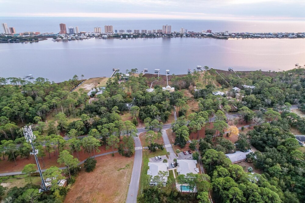 Laguna Breeze Unit C