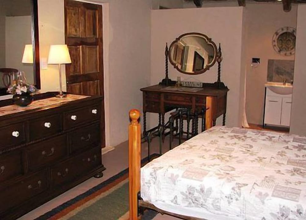 Zenzele River Lodge