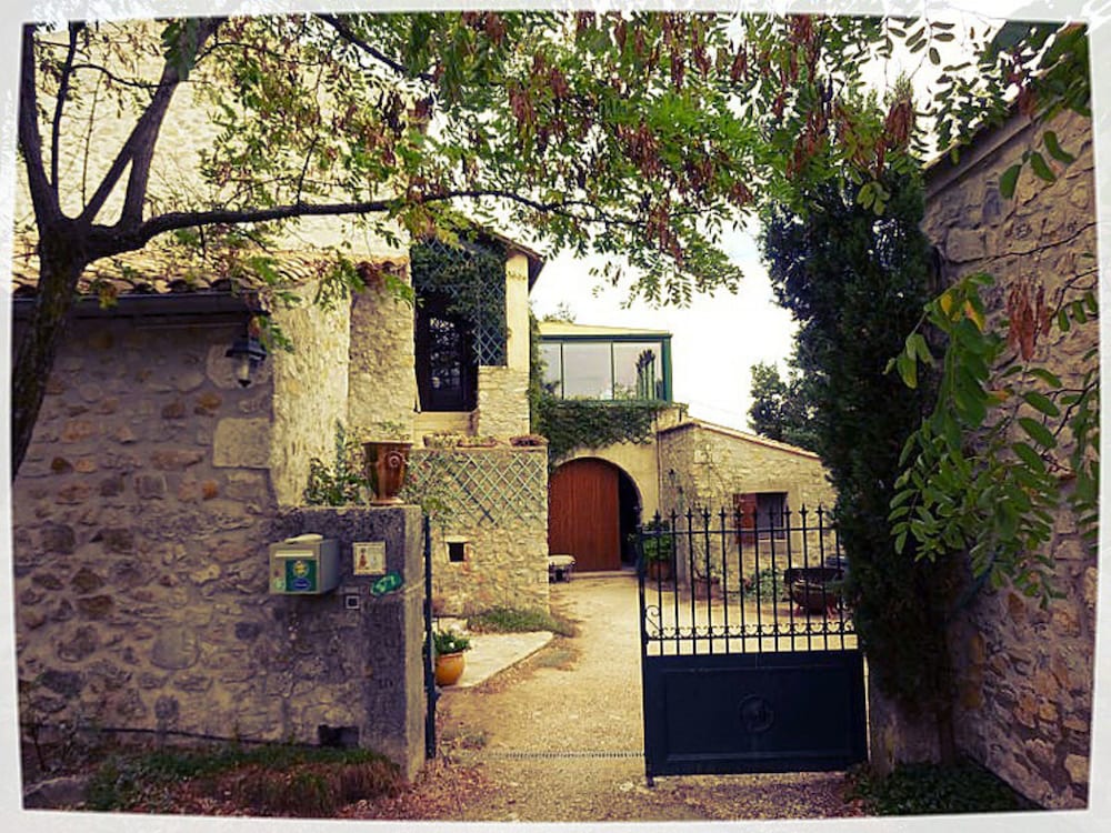 Photo 23