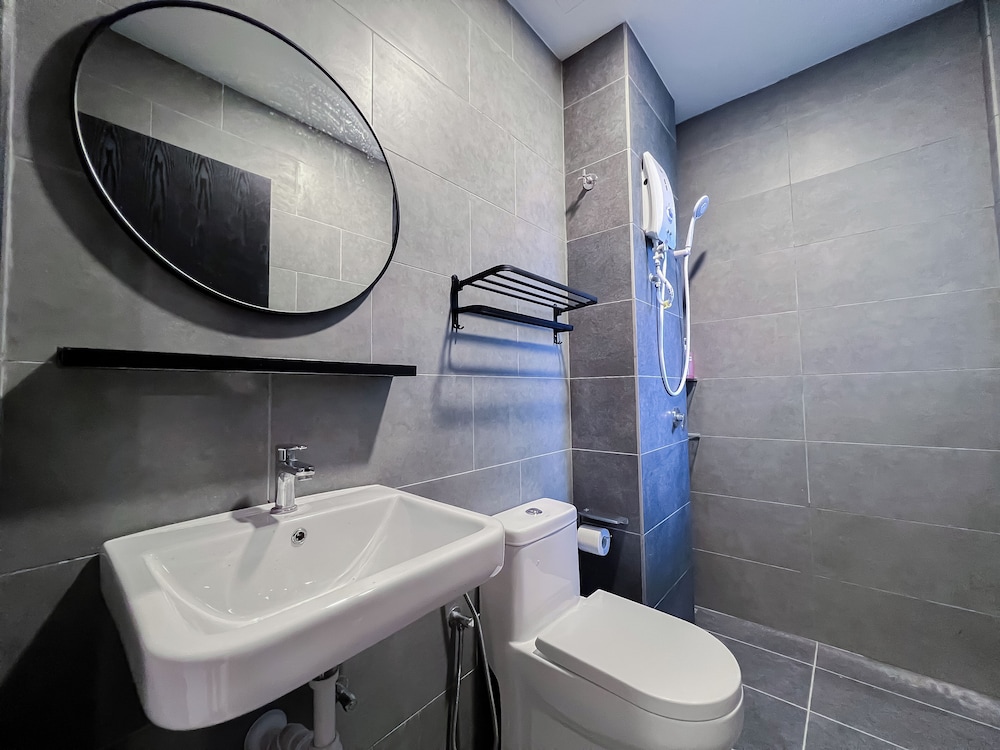 Neu Suites by Manhattan Group