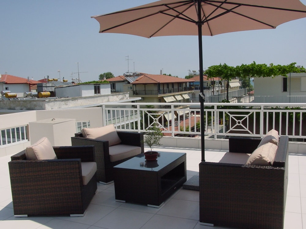 Harisis Apartments
