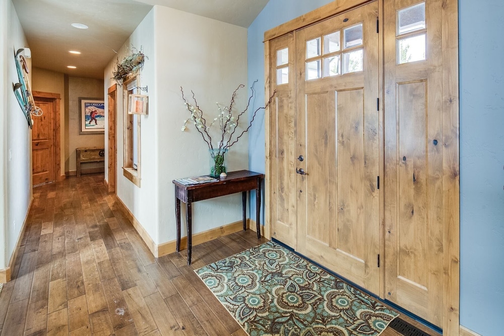 56540 Sunstone Loop 4 Bedroom Home