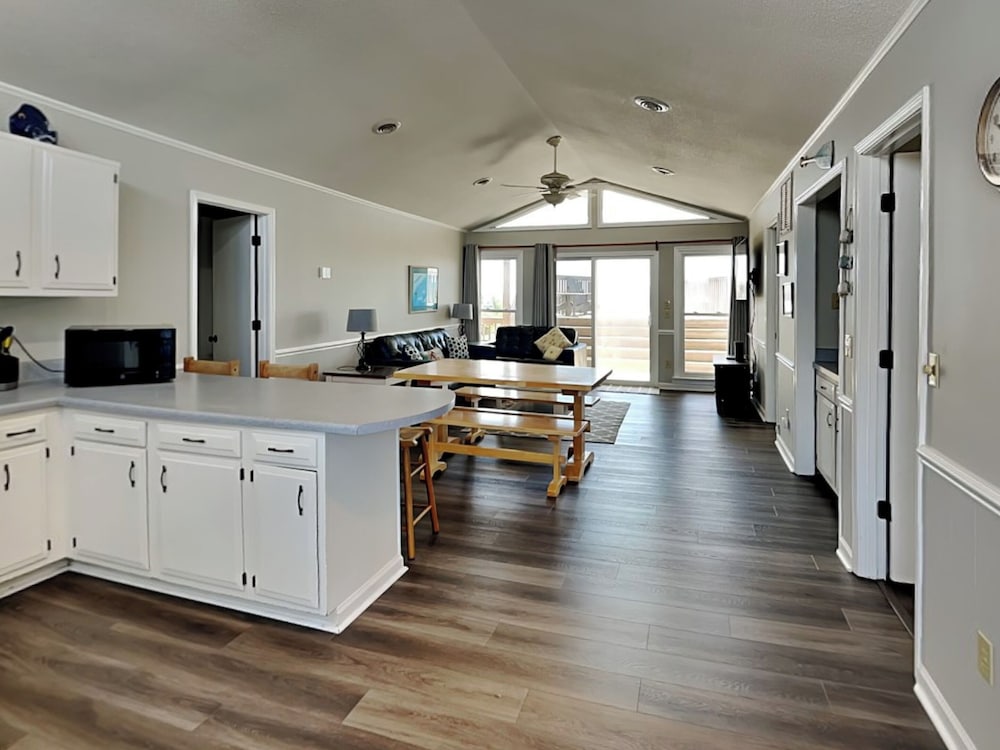 Bungalow by the Sea by Topsail Realty