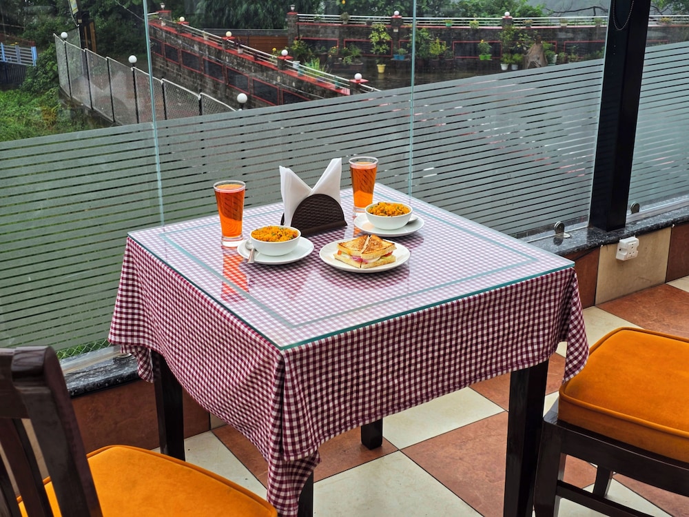 Amoda - Best Hotel in Dharamshala