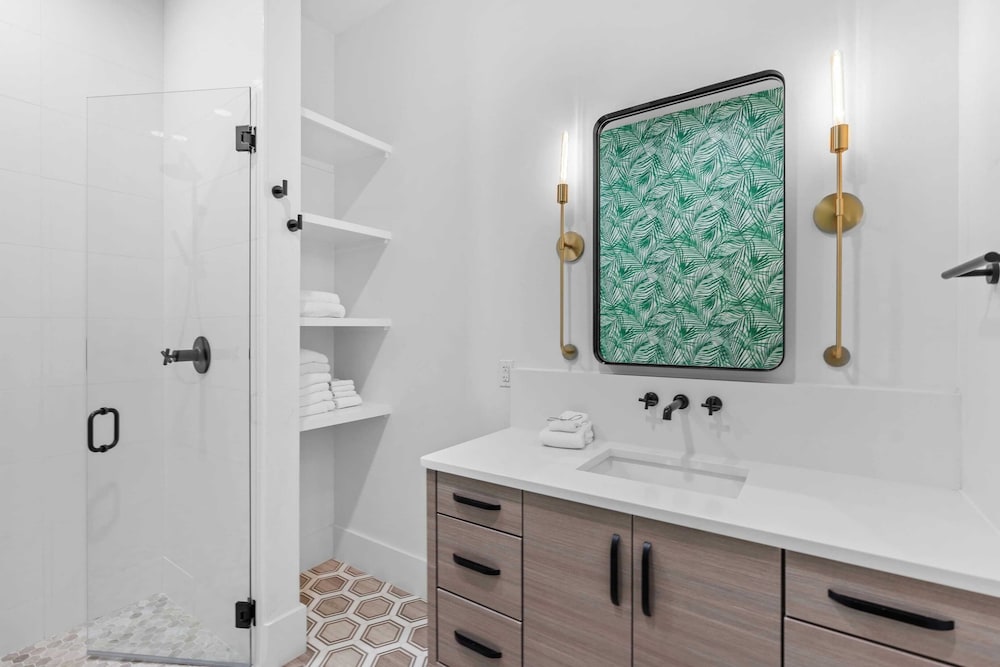 30A Good Vibes by Avantstay Private Pool + Bikes Beach Access