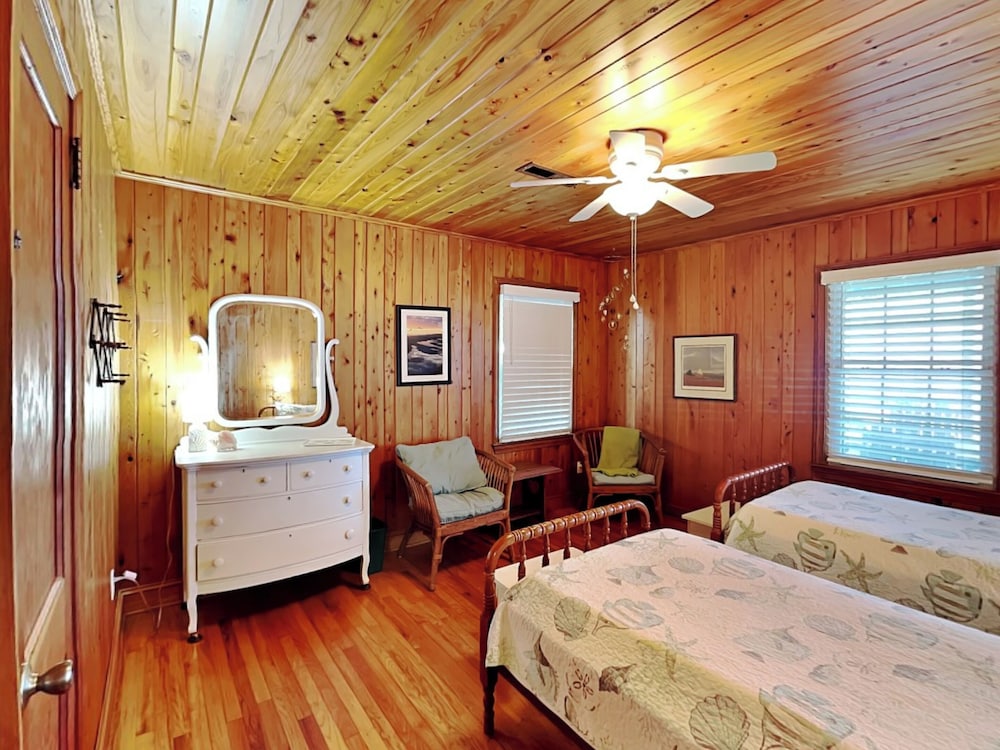 Whitaker Sea La Vie by Topsail Realty