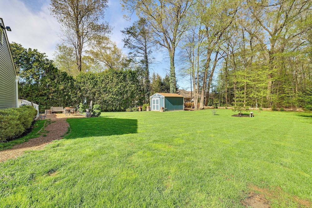 Group Getaway w/ Outdoor Oasis in Southington!