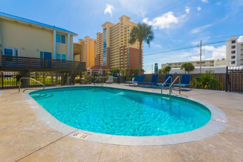 Gulf View 23