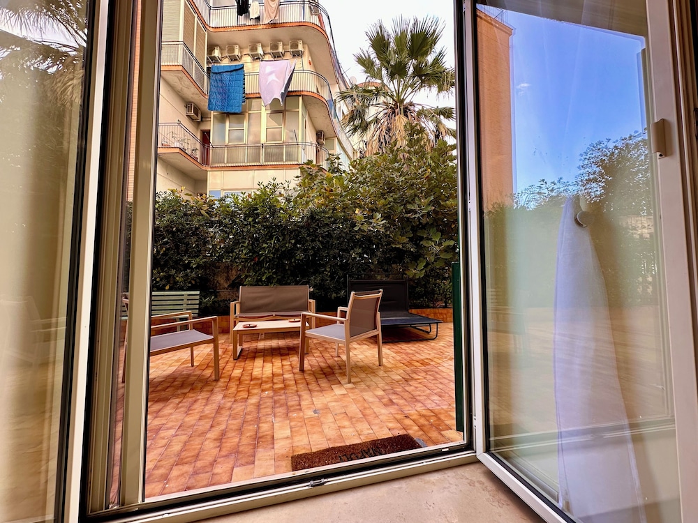 Life in Naples