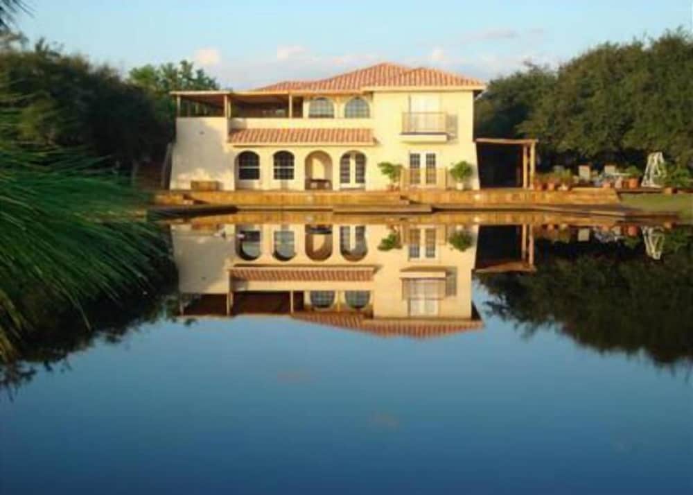 Port A Escapes Vacation Rentals