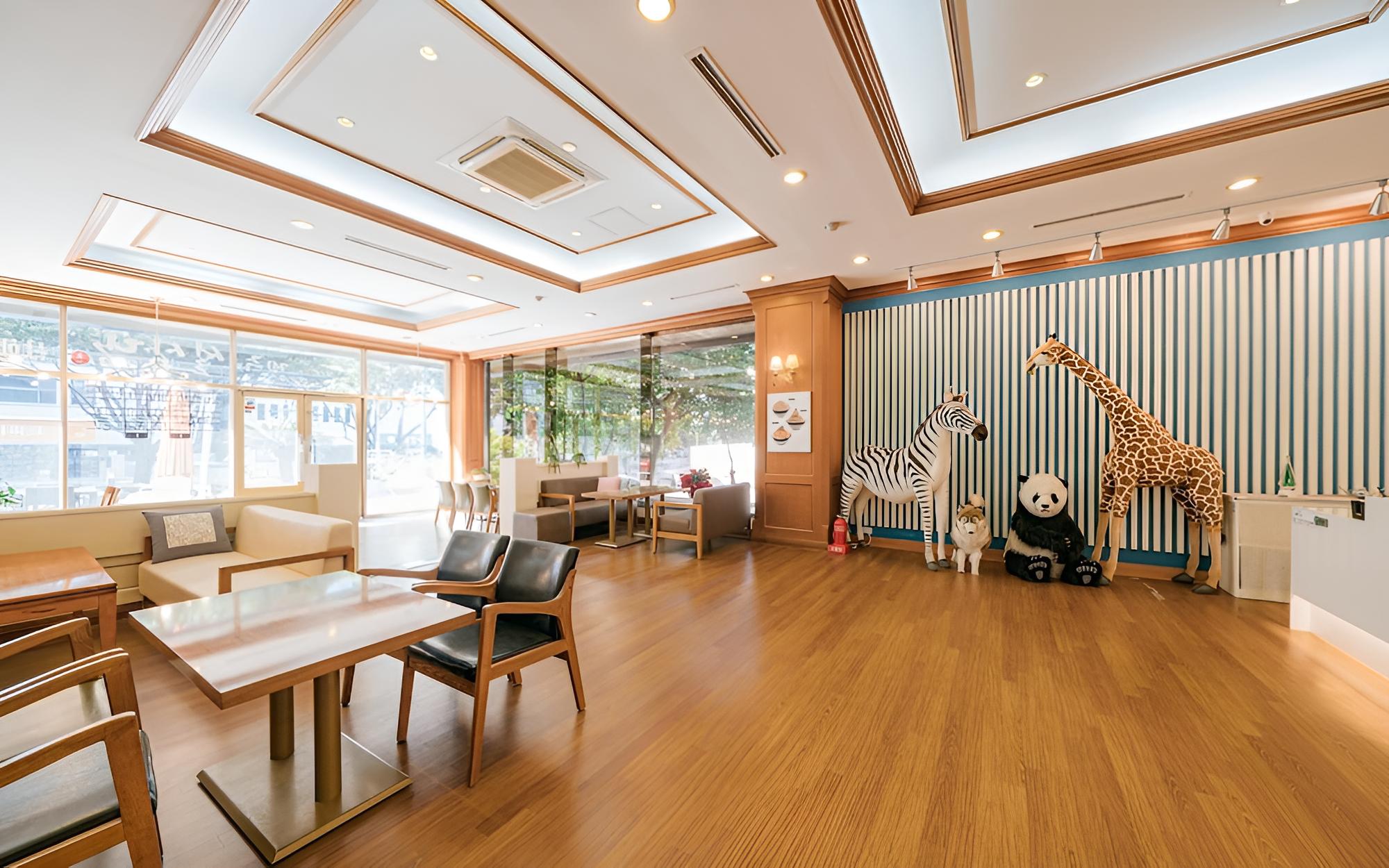Samhaein Tourist Hotel 9