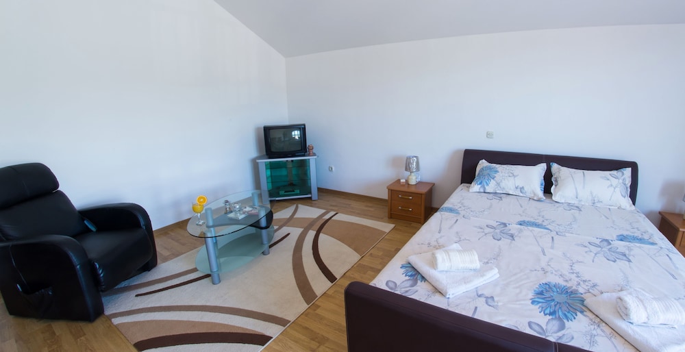 Luxury Villa Horizon view 2