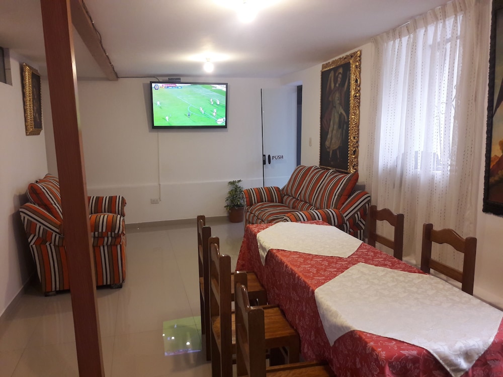 Anais Hostel Cusco view 2