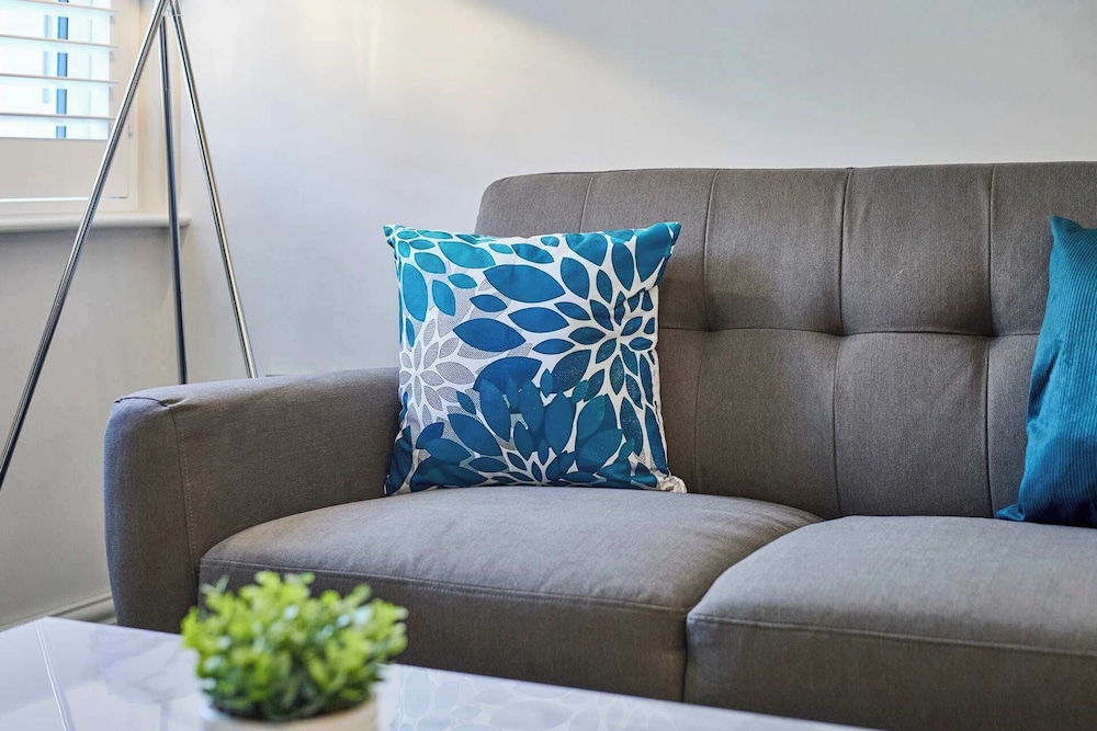 Host Stay The Langley Hotel Apartment 6