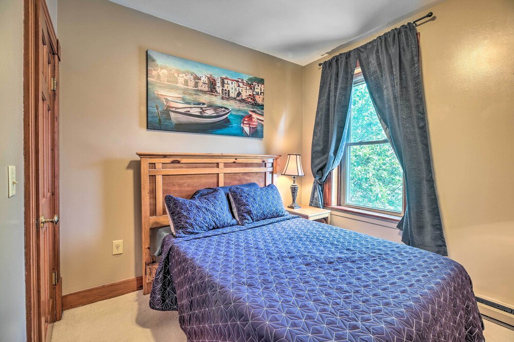 Historic Apartment - Half Mi to Lake Champlain!