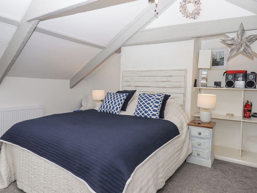 3 Pebble Cottage