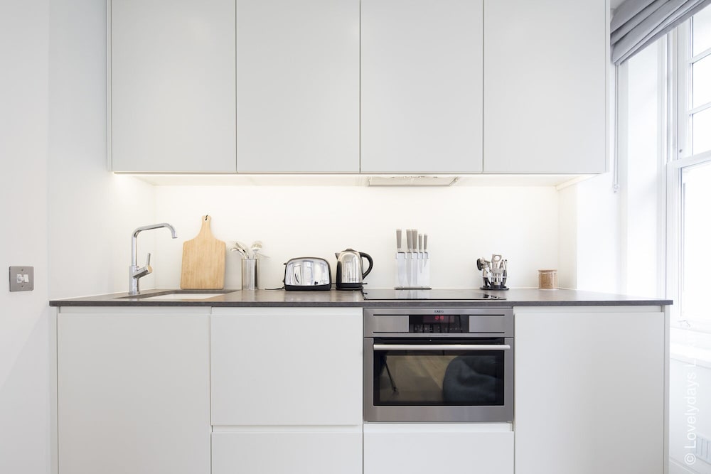 Romily Street Apartment