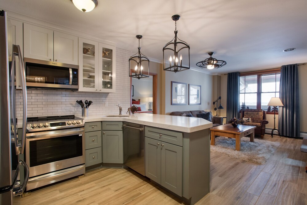 Zephyr Mountain Lodge - Winter Park Vacation Condos