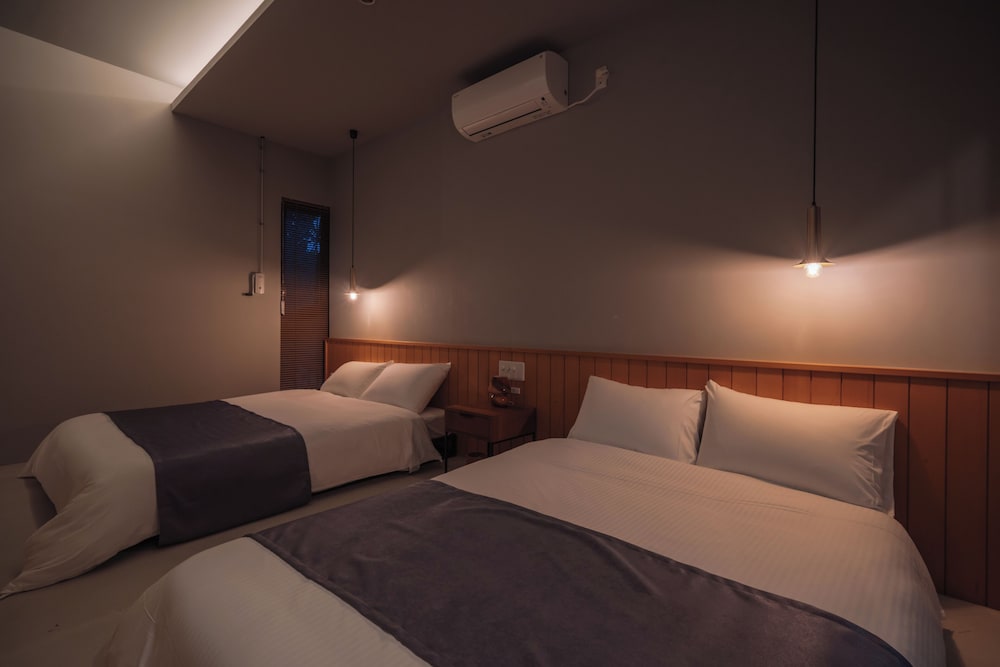 Reflexion Villas GLANZ
