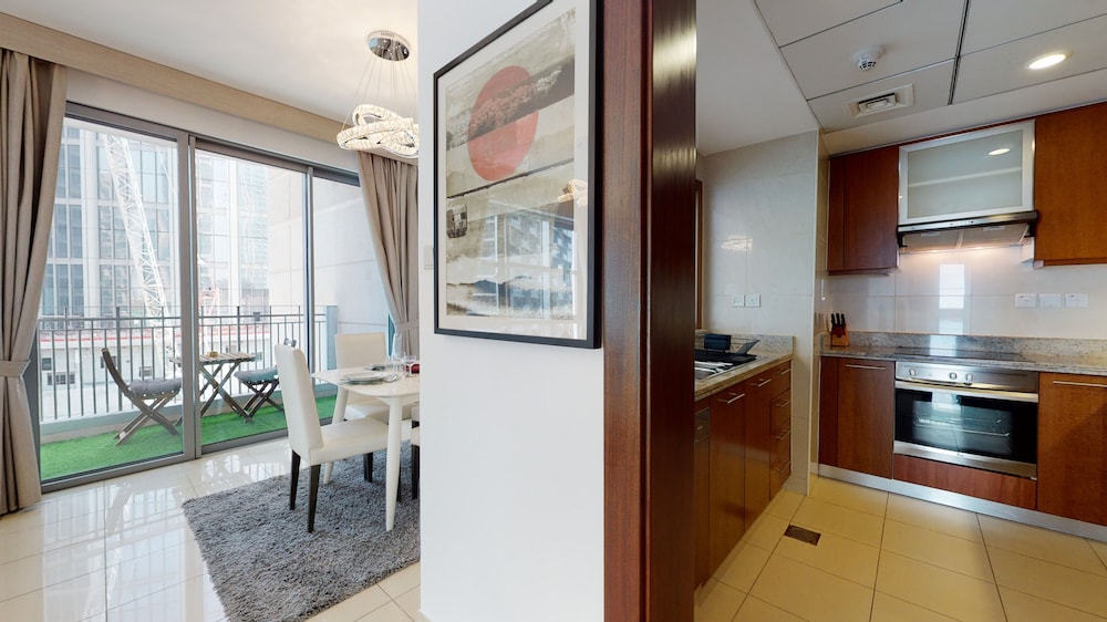 Lux BnB 3BDR Burj Khalifa & Pool Views