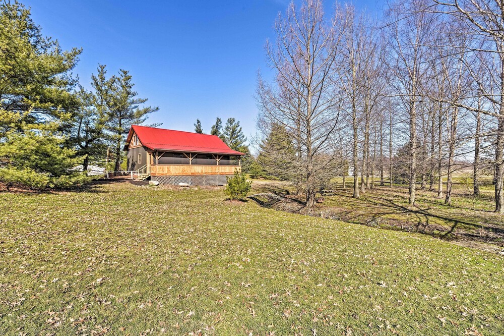 'honey House Cabin' - A Quiet Countryside Retreat! view 3