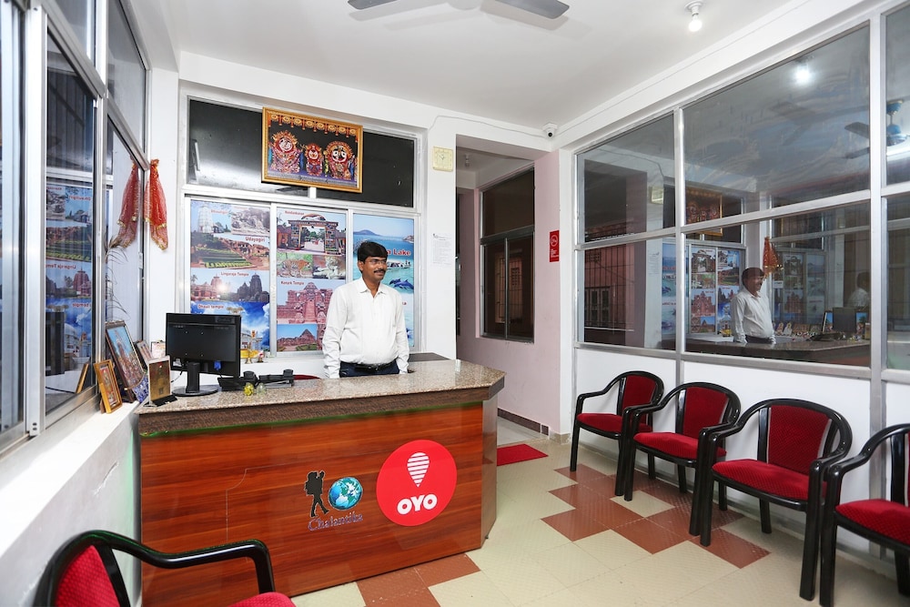 OYO 9090 Hotel Royal Annex