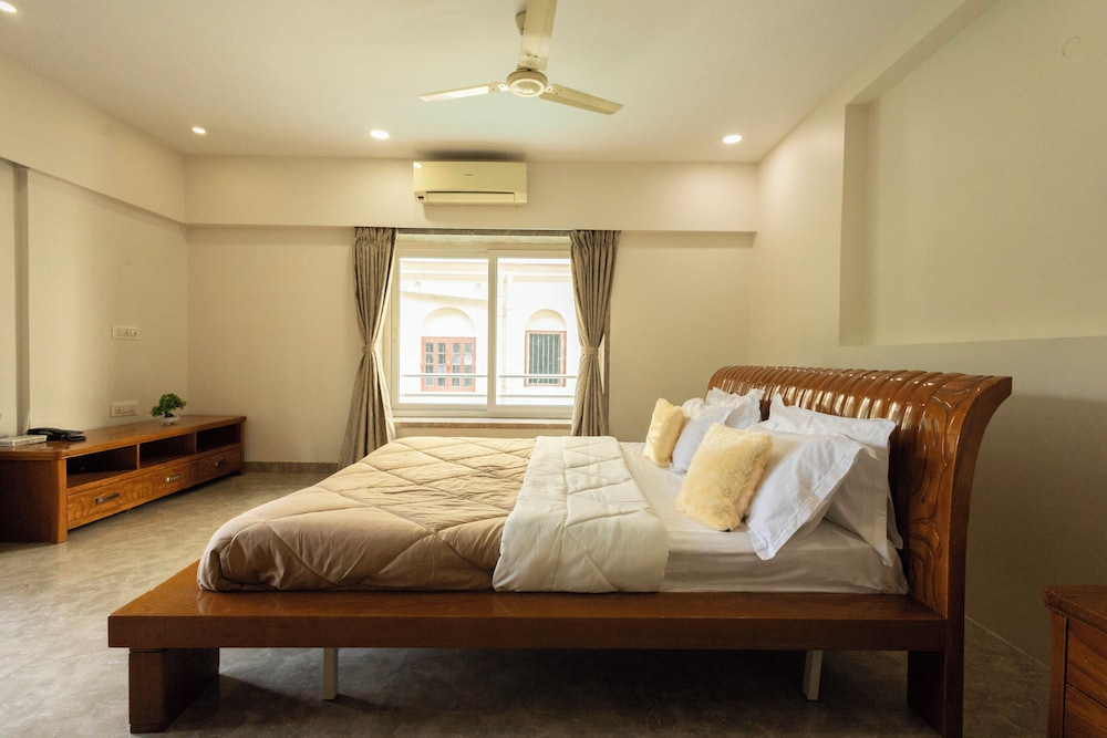 Victoria Apartment by Jadecaps