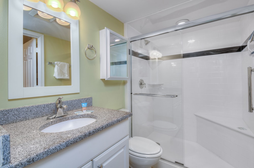 Units at Ocean Forest Plaza by Elliott Beach Rentals