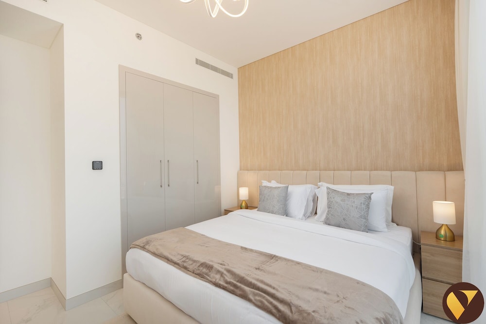 Sobha Hartland with Pool & Gym Access