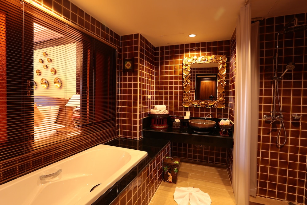 Viang Thapae Resort