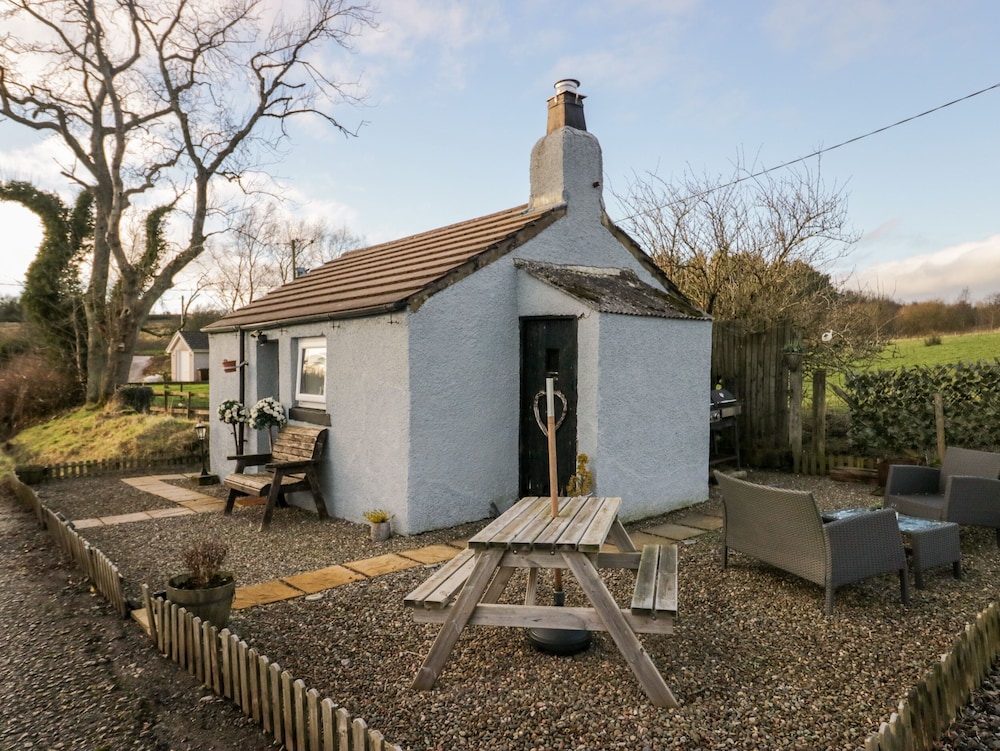 High Wreah Bolt Hole