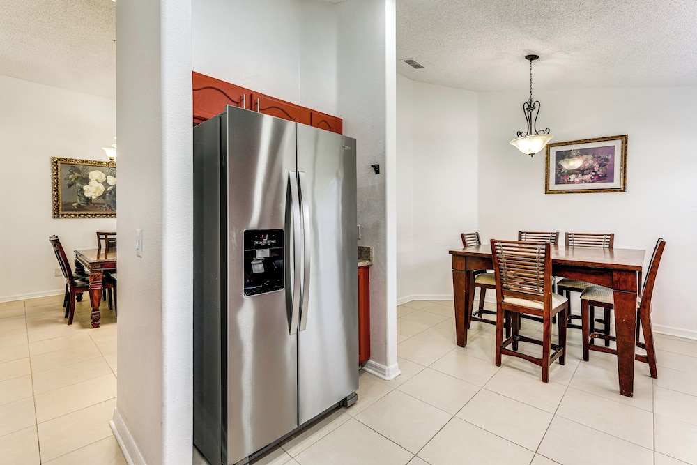 3 Mi to Disney: Family Home w/ Patio & Game Room