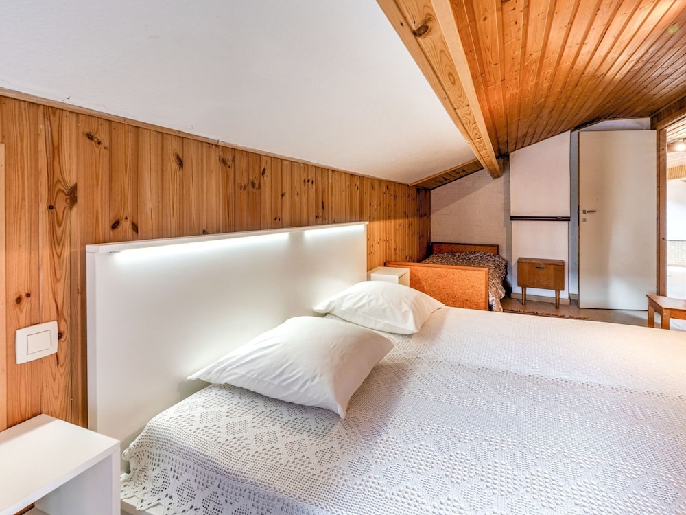 Quaint Holiday Home in Trois-Ponts near Forest view 4