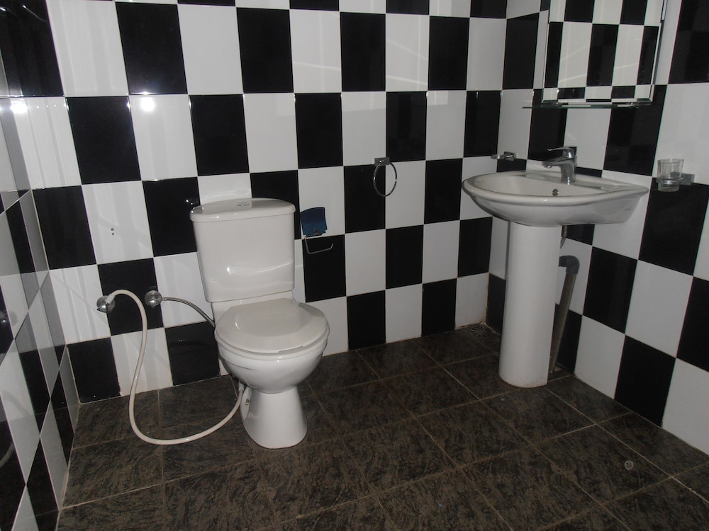 Photo 12
