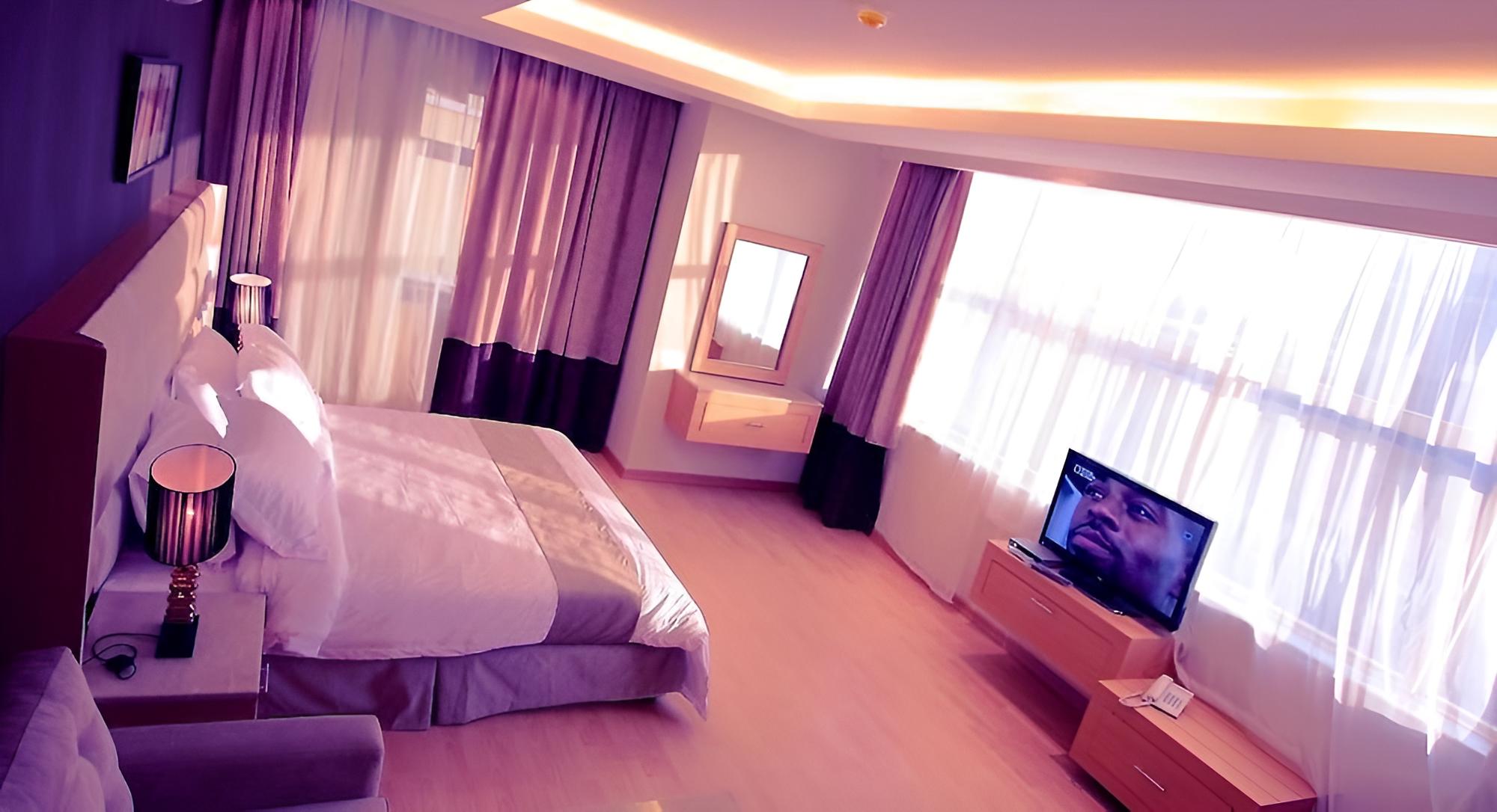 Meera Suites