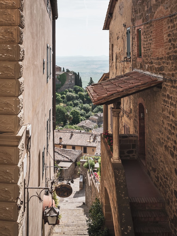 Drogheria & Locanda Franci
