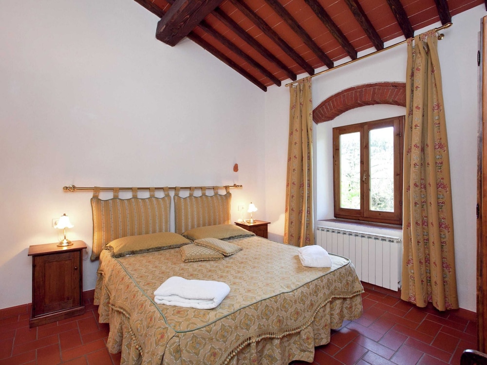Pleasant Apartment With Swimming Pool,garden,bbq, Parking view 5