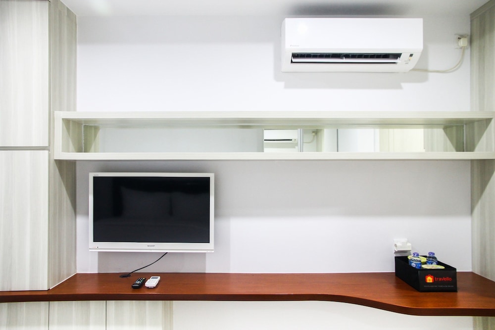Nice View Studio @ Azalea Suites Apartment, Cikarang - 16