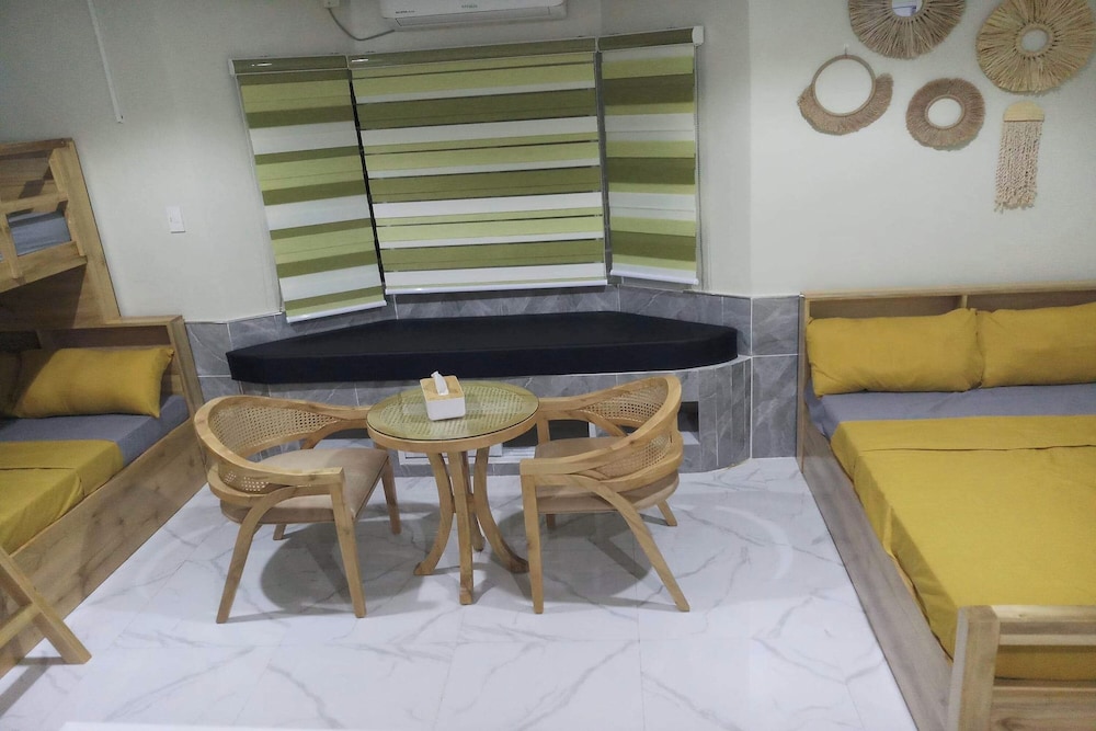 Michael's Homestay - Farm Villa near Patar Beach & Bolinao Falls