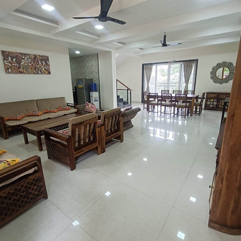 Mansarovar Bungalows